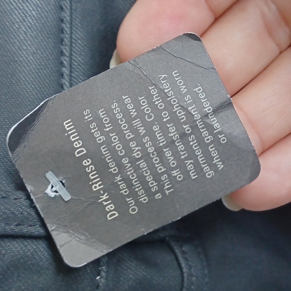 A.n.a  Women's High Rise Flare Dark Rinse Denim BLACK  SZ 26 NWT, 31" Inseam - Picture 4 of 10